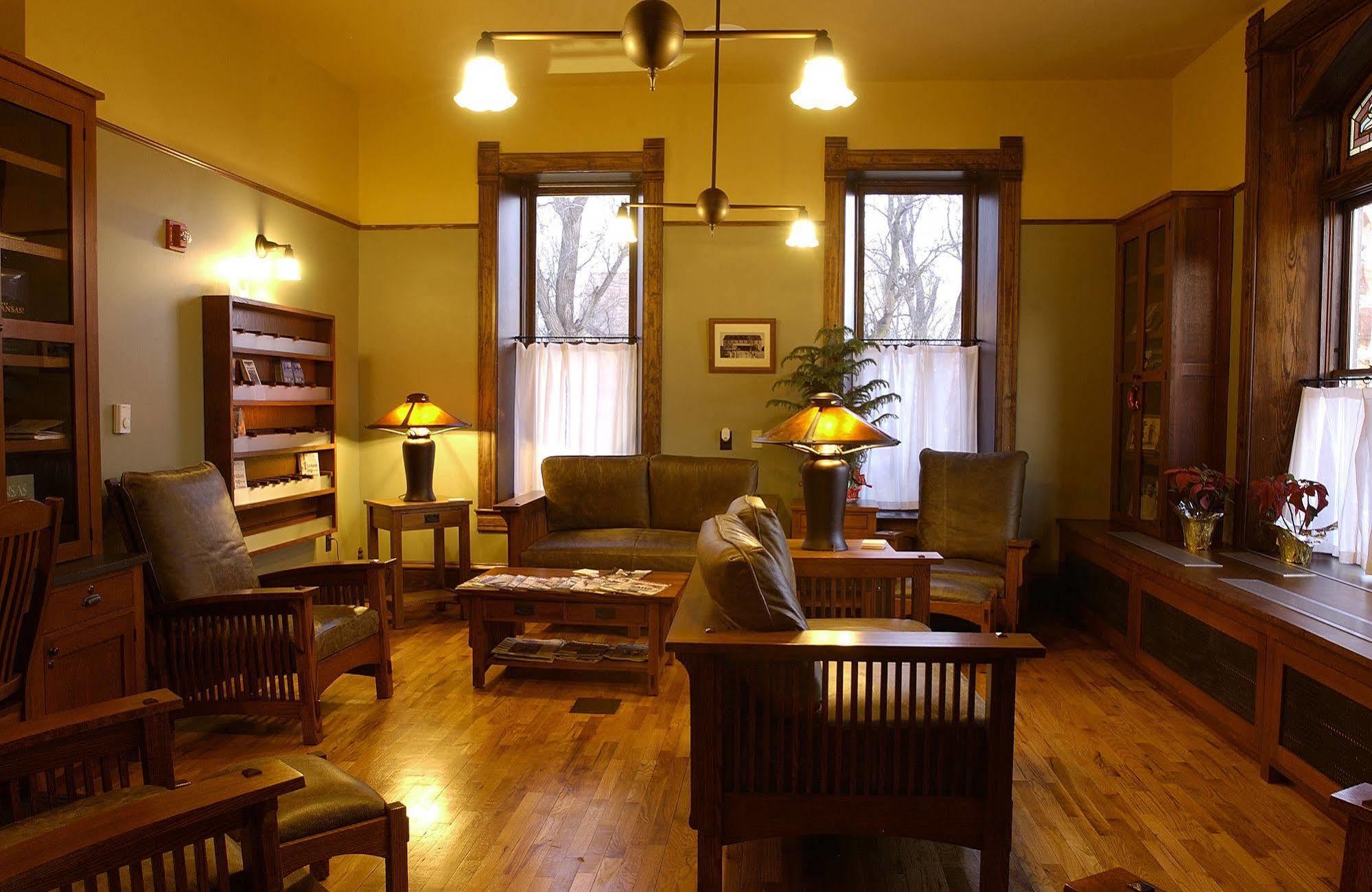Midland Railroad Hotel Wilson Buitenkant foto